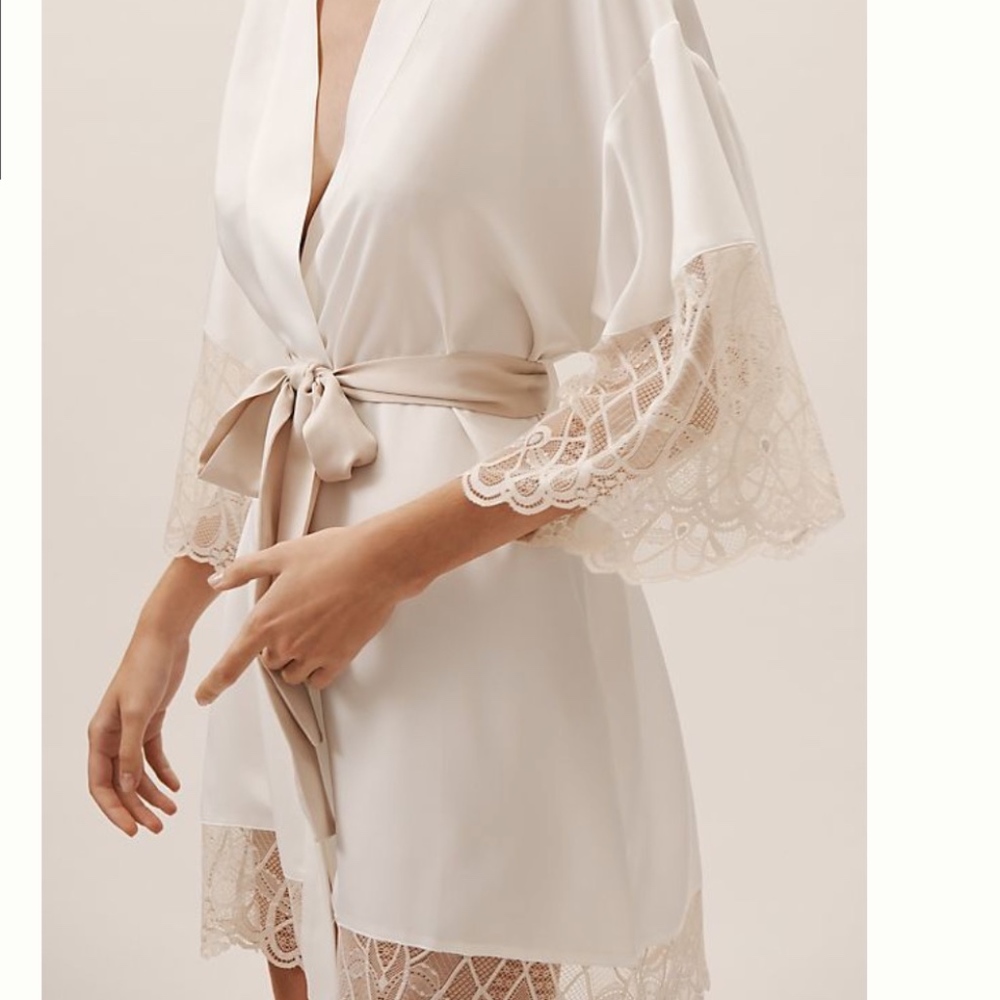 Flora Nikrooz Gale Robe/Kimono Ivory